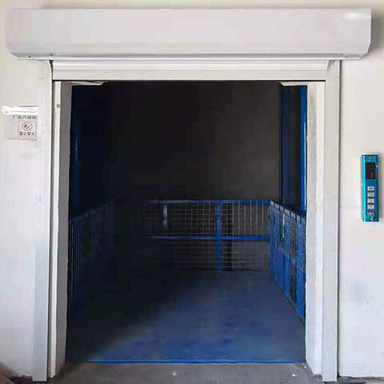 安裝在井道內(nèi)(nèi)液壓升降貨梯